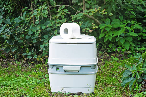 Best Construction site porta potty rental  in Leesburg, FL